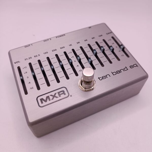 508917 2 PEDAL DE EFECTOS MXR M-108S TEN BAND EQ + CABLE + CAJA