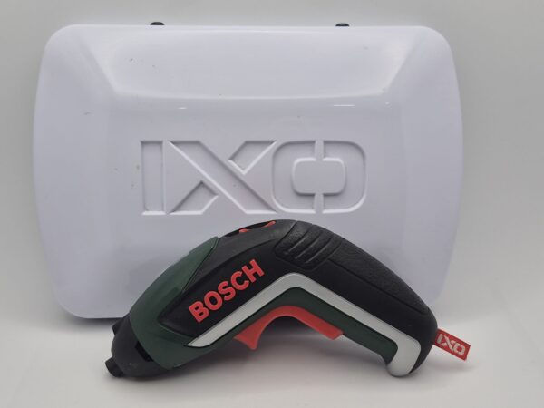 509041 5 ATORNILLADOR BOSCH IXO 3 603 JA8 001 + ESTUCHE + CARGADOR