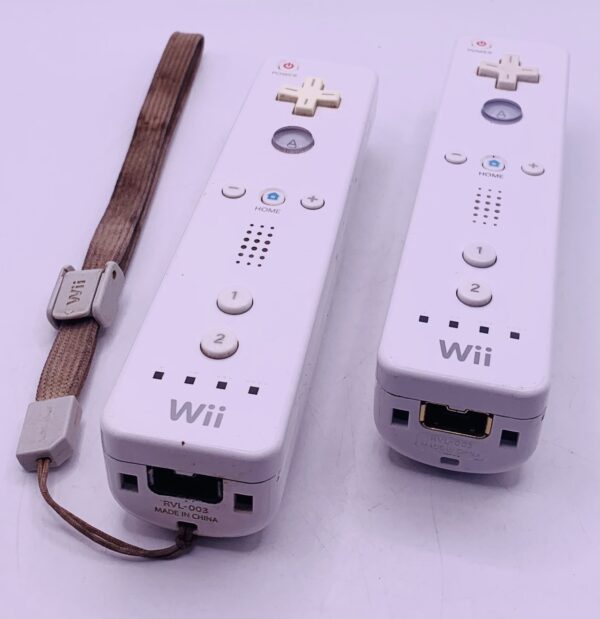 509149 4 CONSOLA NINTENDO WII RVL-001 + 2 MANDOS + CABLES