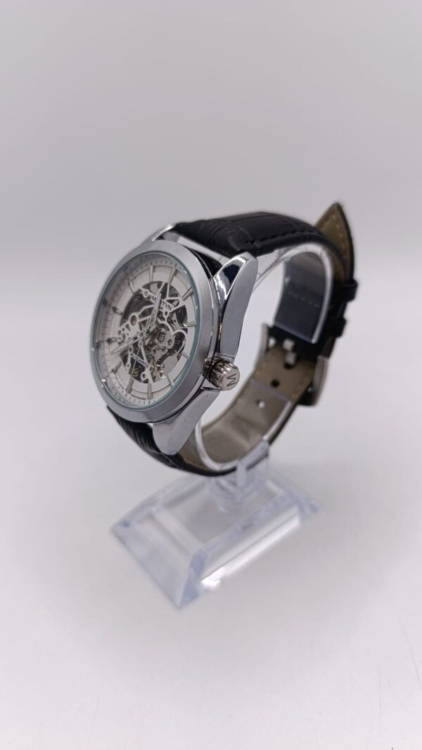 509278 2 RELOJ AUTOMATICO MARTYN LINE 3902 CORREA DE CUERO