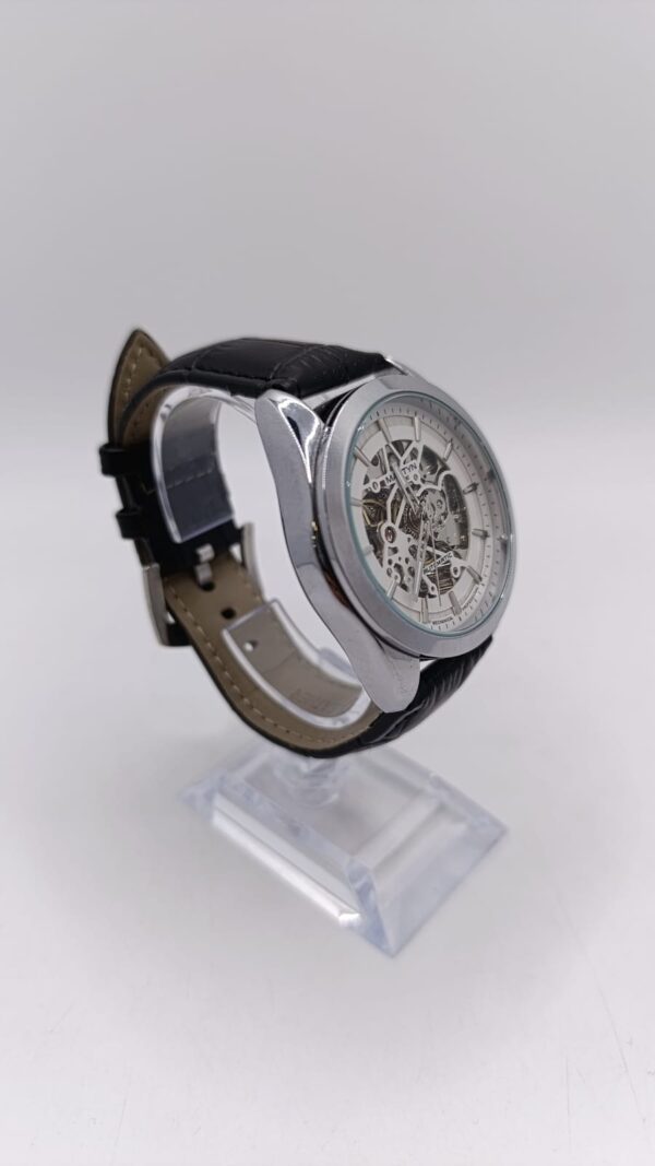 509278 3 RELOJ AUTOMATICO MARTYN LINE 3902 CORREA DE CUERO