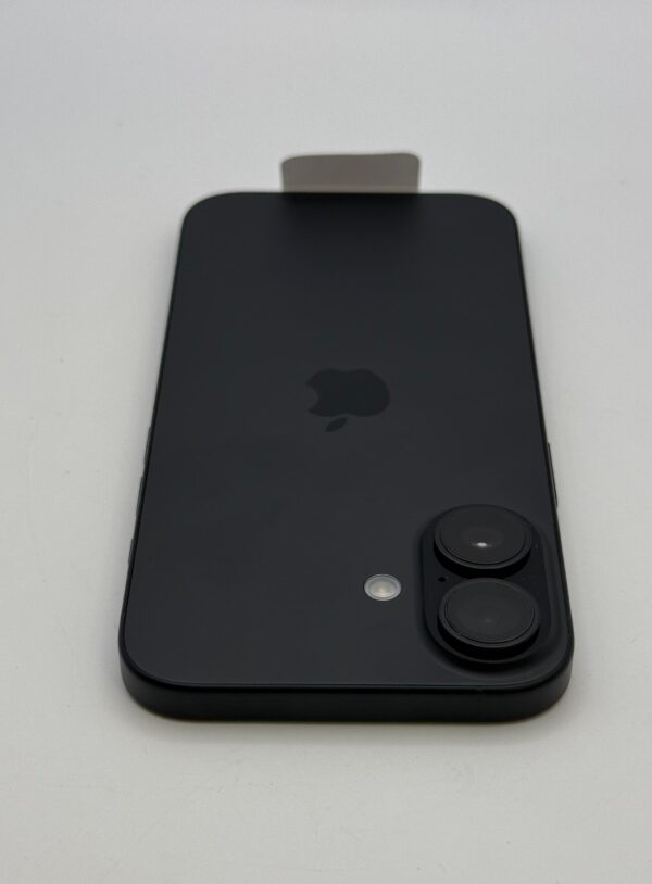 509630 1 scaled IPHONE 16 128GB BLACK A ESTENAR