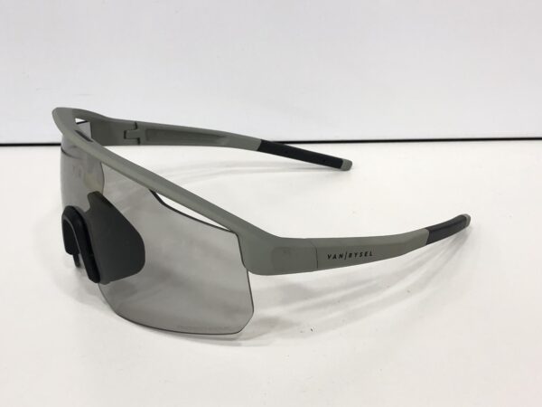 IMG 1752 scaled GAFAS DE SOL VAN RYSEL ROADR 900 PHOTO GRIS + FUNDA (6)