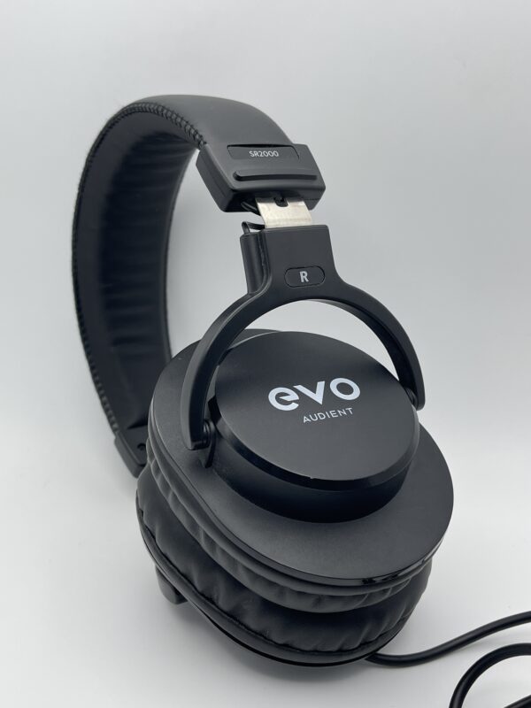 IMG 3597SAMU151124 44 scaled EVO START RECORDING BUNDLE EVO 4/ MICROFONO SR1 / AURICULARES SR200 + ACC