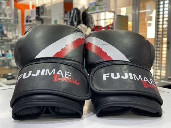 IMG 3714SAMU181124 36 scaled GUANTES DE BOXEO FUJIMAE BASIC 12OZ NEGROS