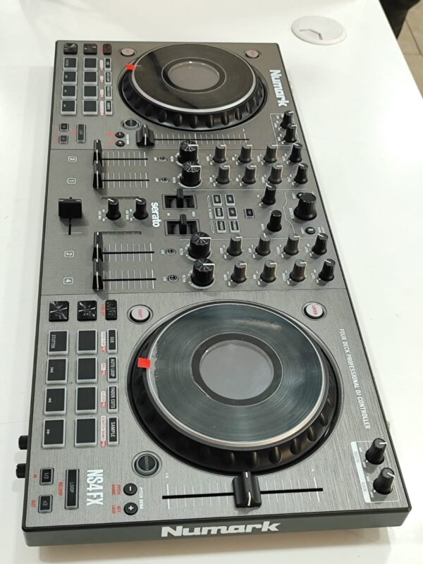 Imagen de WhatsApp 2024 11 04 a las 18.58.38 389fde0c CONSOLA NUMARK NS4 FX 4 DECK + CAJA + ACC