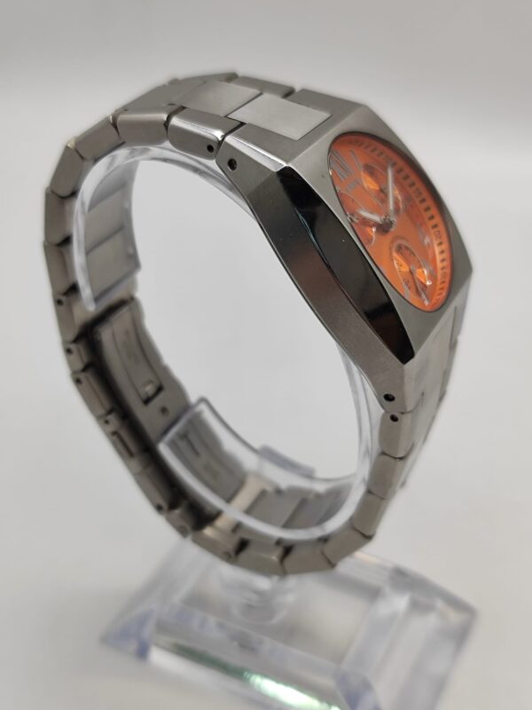 Imagen de WhatsApp 2024 11 05 a las 19.59.01 70466ac9 RELOJ SEÑORA BREIL CRONOGRAFO ESFERA NARANJA CORREA METAL