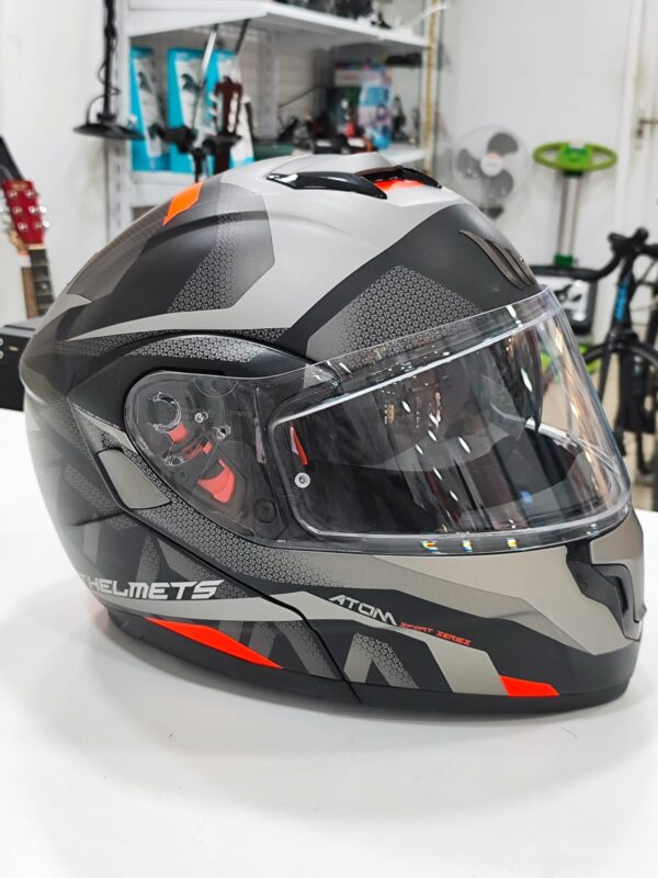 Imagen de WhatsApp 2024 11 18 a las 13.17.46 9807fb73 CASCO MODULAR MT HELMETS SKILL A1 TALLA L NEGRO MATE FU401SV