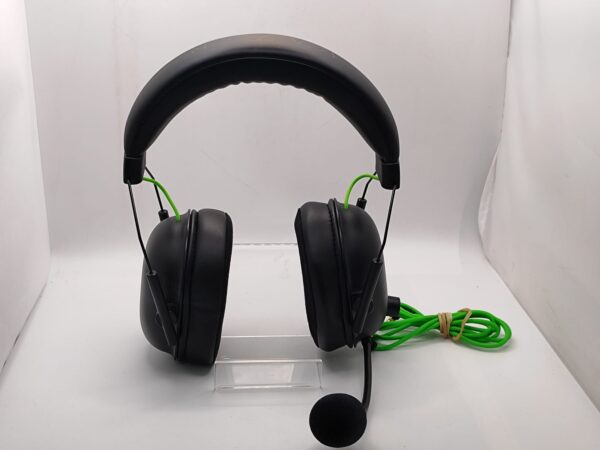 Imagen de WhatsApp 2024 11 18 a las 19.51.40 6ad99157 AURICULARES GAMING RAZER BLACK SHARK V2 CON CABLE