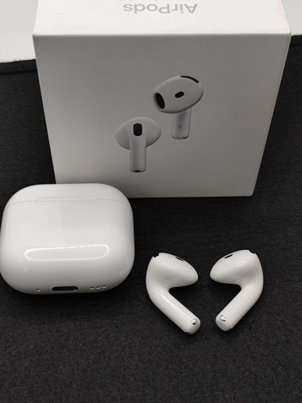 Imagen de WhatsApp 2024 11 19 a las 11.14.33 8fbb7a56 APPLE AIRPODS GEN 4 CANCELACIÓN DE RUIDO * A ESTRENAR*