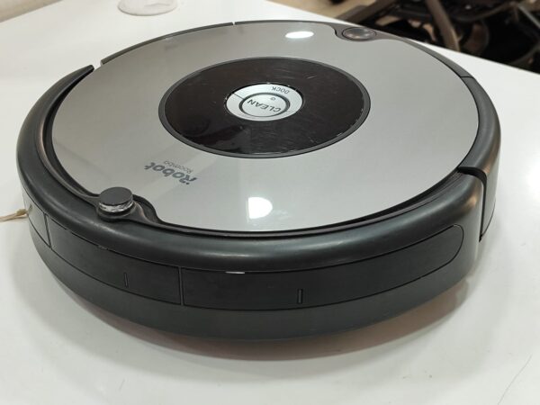 Imagen de WhatsApp 2024 11 22 a las 12.02.48 2a3c656f ROBOT ASPIRADOR ROOMBA I ROBOT 604 + CARGADOR