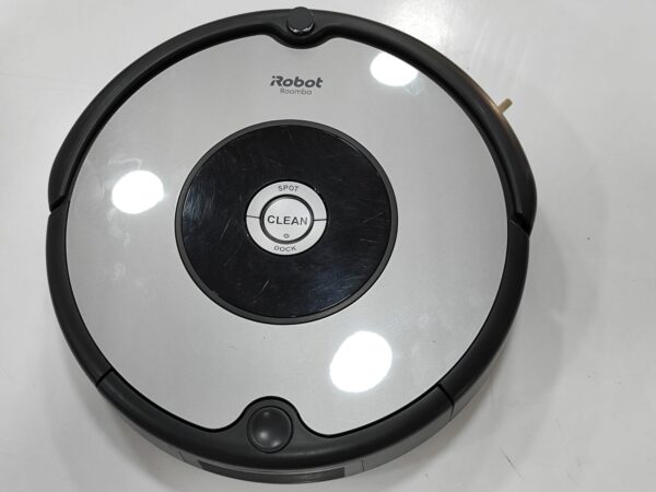 Imagen de WhatsApp 2024 11 22 a las 12.02.48 91c59784 rotated ROBOT ASPIRADOR ROOMBA I ROBOT 604 + CARGADOR