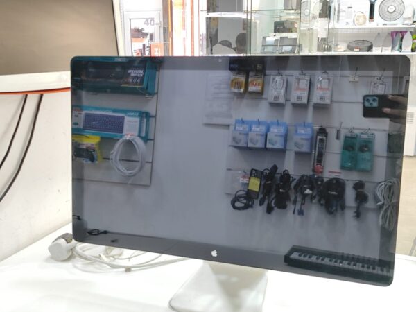 Imagen de WhatsApp 2024 11 23 a las 13.54.07 2024300e PANTALLA APPLE CINEMA LED DISPLAY 27"