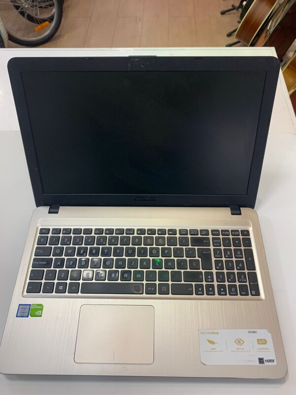 WhatsApp Image 2024 11 06 at 13.36.21 PORTATIL ASUS X40U I3 7020 8GB RAM 256GB SSD GEFORCE MX110 + CARGADOR