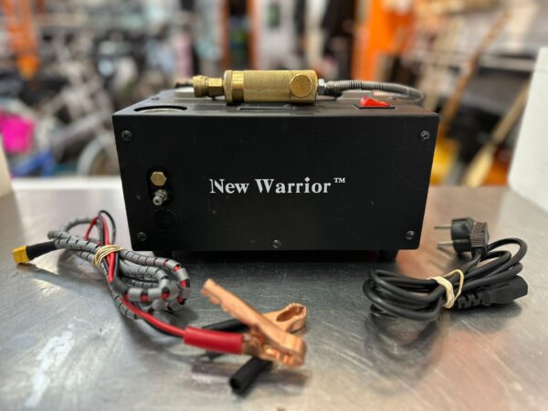 WhatsApp Image 2024 11 11 at 20.12.42 1 COMPRESOR NEW WARRIOR 12V-1 350W + ACC