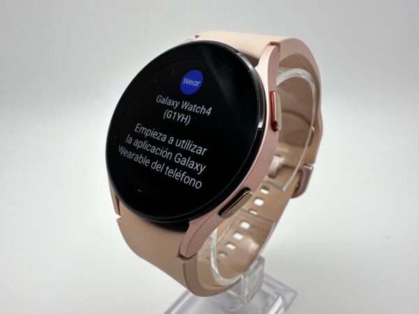 WhatsApp Image 2024 11 13 at 16.51.26 1 SMARTWATCH SAMSUNG GALAXY WATCH 4 40MM + CAJA Y CARGADOR