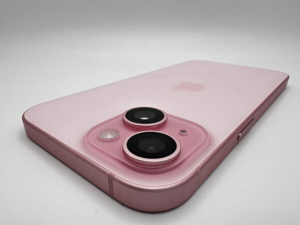 WhatsApp Image 2024 11 13 at 17.37.52 IPHONE 15 128GB PINK SALUD DE BAT 100% + CAJA Y ACC