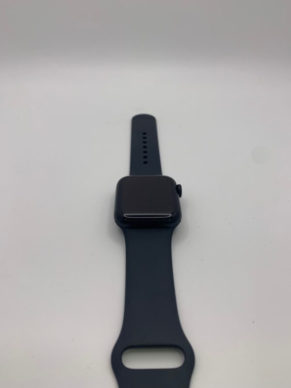 WhatsApp Image 2024 11 18 at 11.51.53 1 APPLE WATCH SE 2GEN GPS + CARGADOR