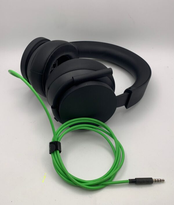 WhatsApp Image 2024 11 21 at 13.46.49 AURICULARES XBOX SERIES WIRED + CAJA