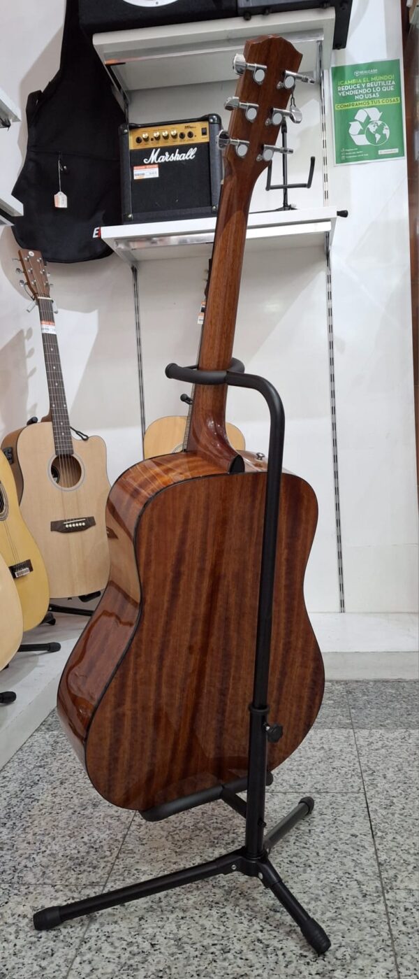 WhatsApp Image 2024 11 27 at 11.58.28 GUITARRA ACUSTICA FENDER CD 60 NAT + FUNDA