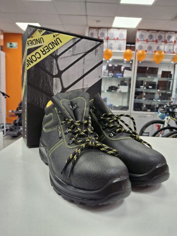 WhatsApp Image 2024 11 28 at 11.28.48 ZAPATOS DE SEGURIDAD FORLI TALLA 44 A ESTRENAR