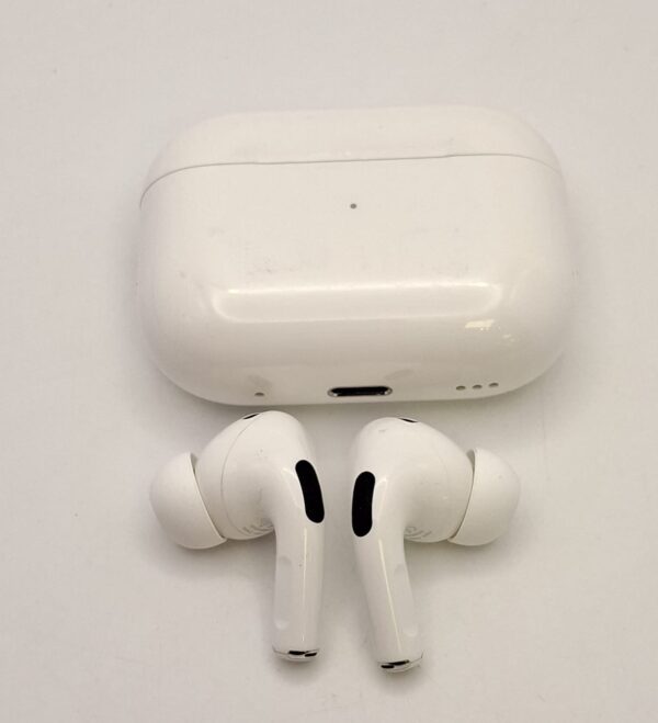 15u497818 3 AIRPODS PRO 2º GEN MODELO A2700 A2698 A2699