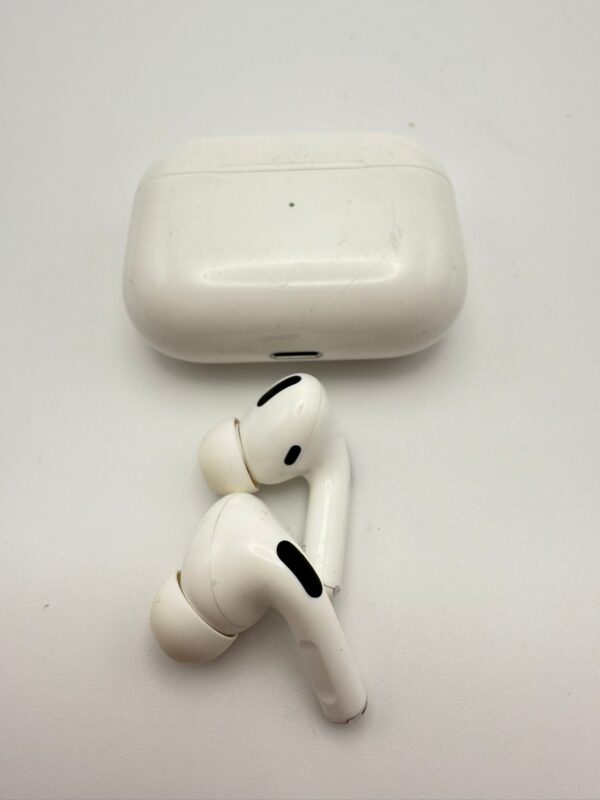 469619 8 AIRPODS PRO 2ND GEN A2698