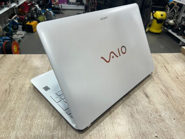 490463L 5 PORTATIL SONY VAIO I5 4GEN 512GB 8RAM WIN 10 + CARGADOR