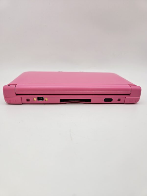 496087 5 scaled CONSOLA NINTENDO 3DS XL ROSA + CARGADOR + LAPIZ GENERICO