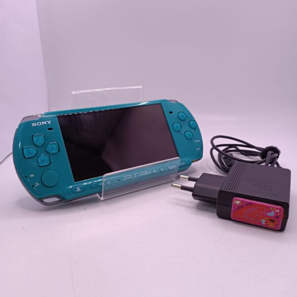 511155 1 CONSOLA PSP MOD 3004 + CARGADOR