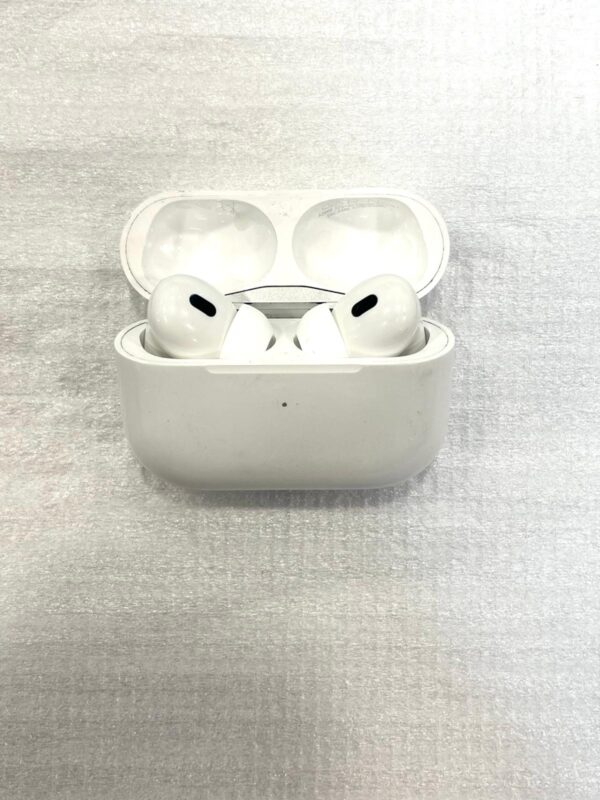 511182 1 AIRPODS PRO 2ND GEN