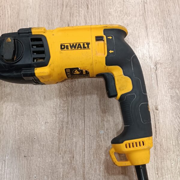 511232 5 TALADRO DEMOLEDOR DEWALT D25133 800W