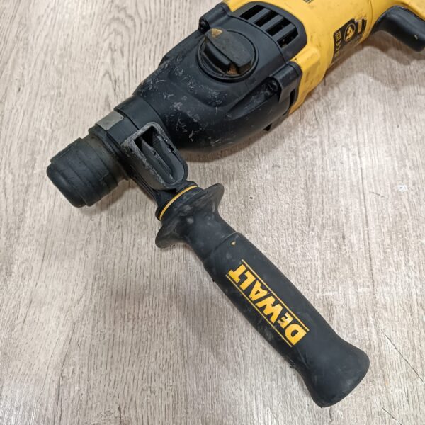 511232 6 TALADRO DEMOLEDOR DEWALT D25133 800W