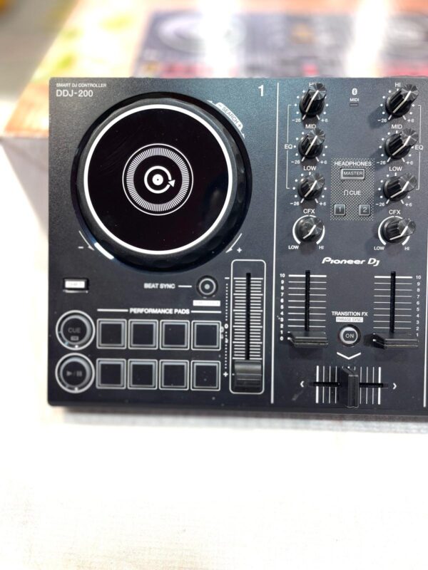 512138 3 CONTROLADORA DJ PIONEER DDJ-200 + CAJA + CABLE