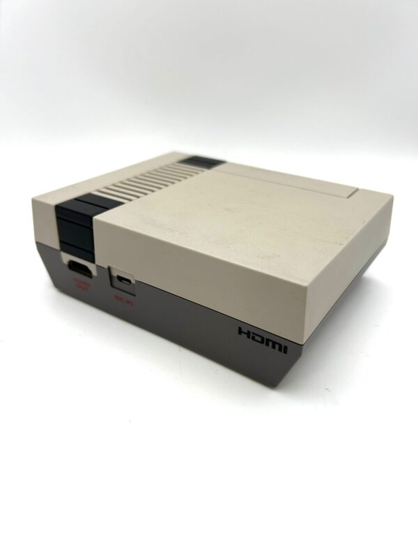 512498 3 CONSOLA NES MINI+ 2 MANDOS + ACC