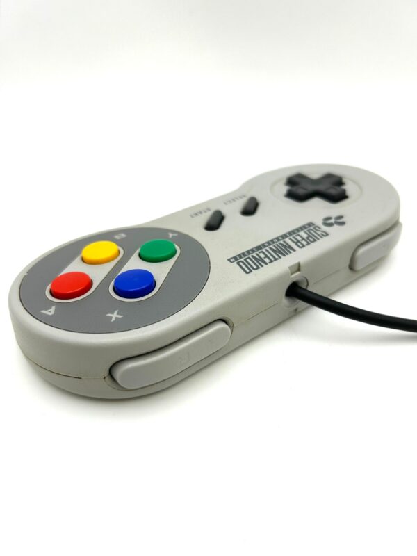 512500 4 CONSOLA SUPER NES MINI + 2 MANDOS + ACC