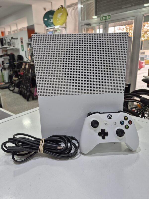 512547 1 CONSOLA XBOX ONE S 1TB + CABLES + MANDO