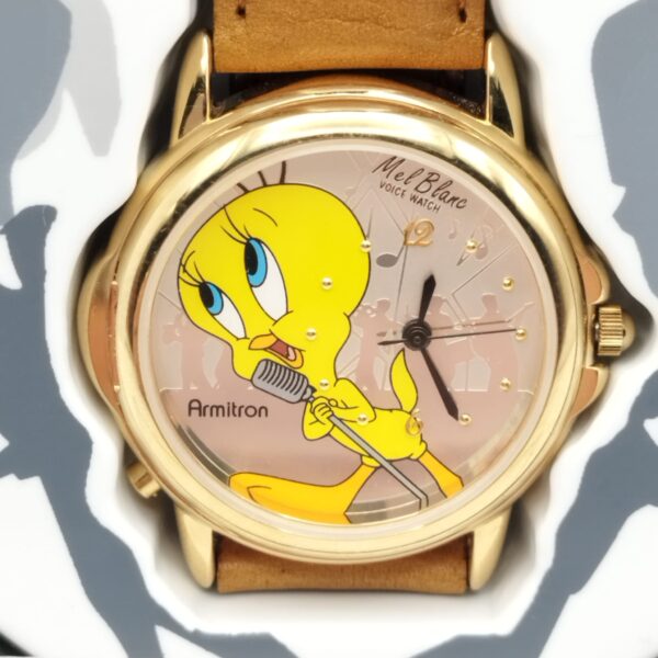 513160 1 RELOJ DE CUARZO LOONEY TUNES CON VOZ PIOLIN