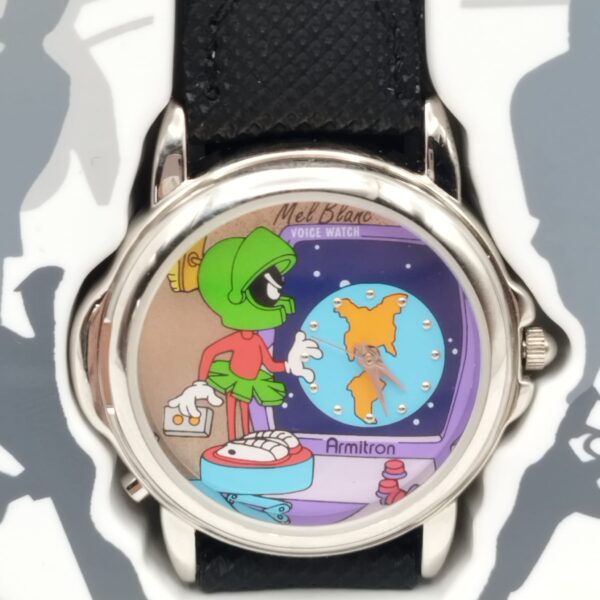 513162 2 RELOJ DE CUARZO LOONEY TUNES CON VOZ MARCIANO