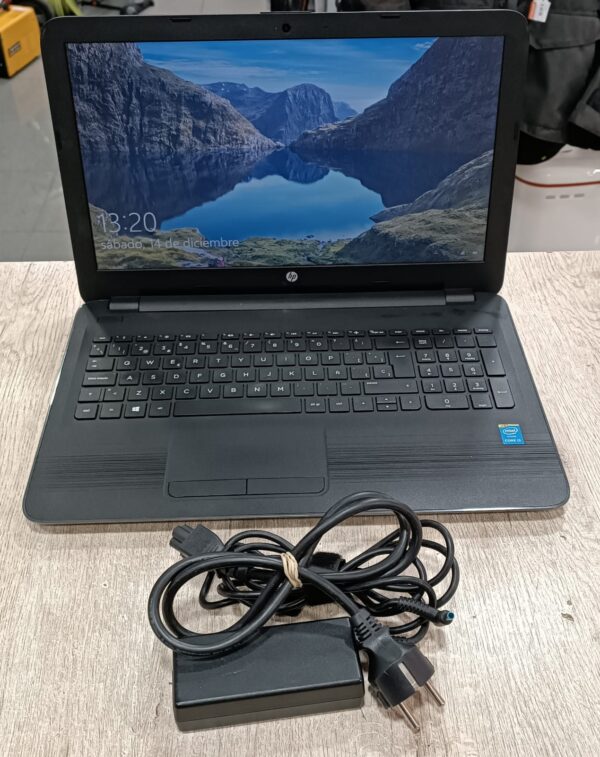 513383 2 PORTATIL HP CORE I3 5005U/8GB/256GB SSD WIN 11 + CARGADOR