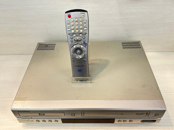 513731 4 COMBI DVD + VIDEO SAMSUNG SV-DVD3E + MANDO