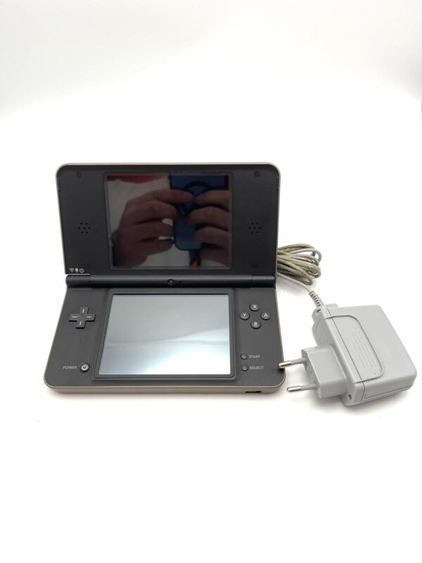 513854 1 NINTENDO DSI XL + CARGADOR