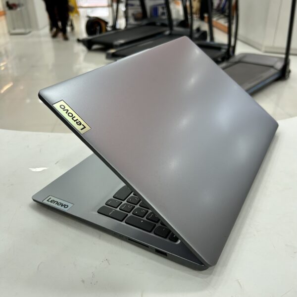 514402 6 scaled PORTATIL LENOVO IDEAPAD SLIM 3 15IAH8 INTEL I5 12450H 8GB RAM 512GB SSD A ESTRENAR