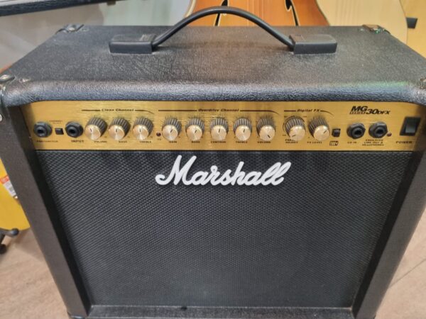 515282 2 AMPLIFICADOR DE GUITARRA MARSHALL MG SERIES 30DFX