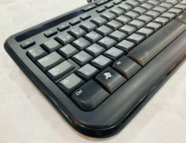 515826 2 scaled TECLADO MICROSOFT WIRED 600