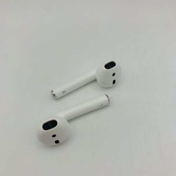 515922 5 AIRPODS APPLE+ CABLE