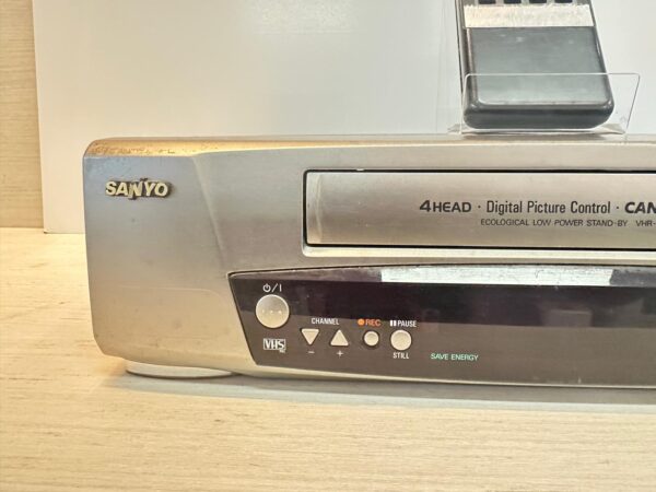 516376 5 REPRODUCTOR VHS SANYO VHR-269 SP + MANDO