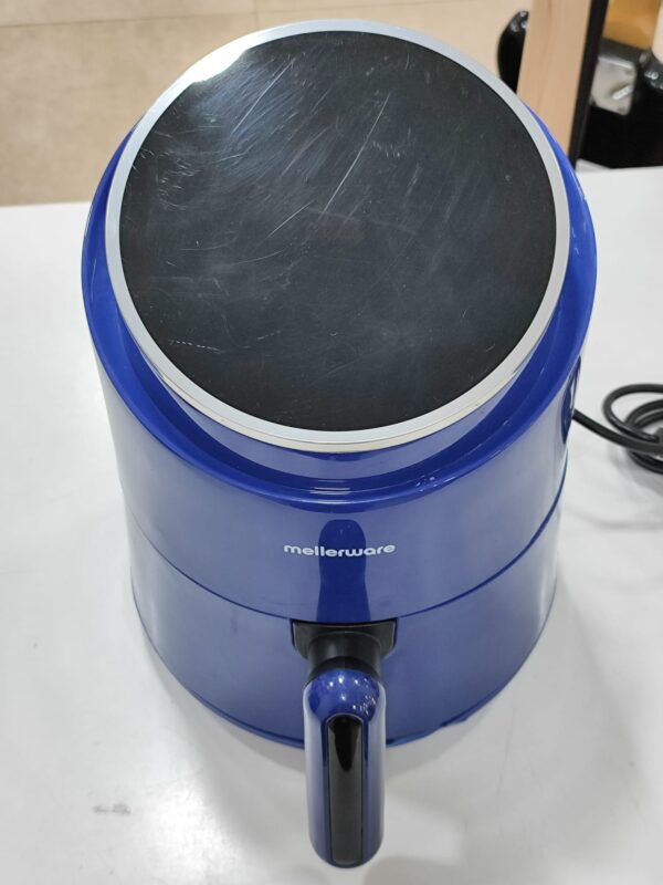 Imagen de WhatsApp 2024 12 27 a las 13.13.10 6237c1fc AIRFRYER MELLERWARE 27150BL 1230W AZUL *DETALLE MARCAS DE USO*