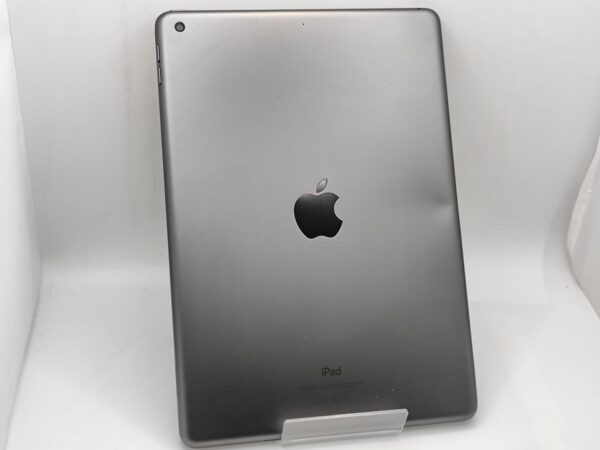 Imagen de WhatsApp 2024 12 27 a las 17.23.36 e7dd2227 APPLE IPAD 9TH GEN 256GB GRIS ESPACIAL + CAJA