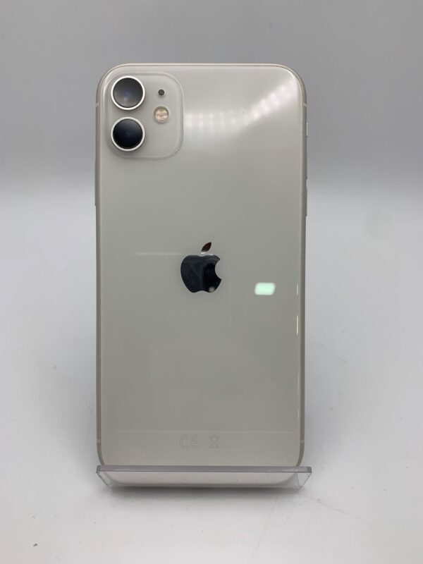 WhatsApp Image 2024 12 02 at 10.48.33 IPHONE 11 BLANCO 64GB SALUD DE BATERIA 100%